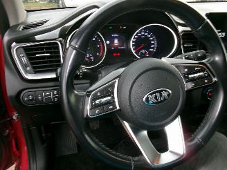 Kia Ceed 1.6 CRDI - Lounge HB picture 23