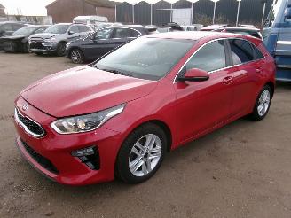 Kia Ceed 1.6 CRDI - Lounge HB picture 2