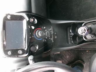 Citroën C1 1.0 Shine 5 Drs picture 27