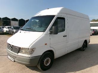 skadebil bedrijf Mercedes Sprinter 312 Lang / Hoog 1997/10
