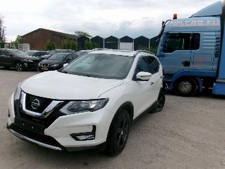 krockskadad bil auto Nissan X-Trail 1,6 Dci Tekna 2019/1