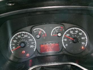 Fiat Doblo 1248 CC - 55 KW Bestelwagen picture 23