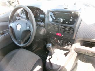Fiat Doblo 1248 CC - 55 KW Bestelwagen picture 19