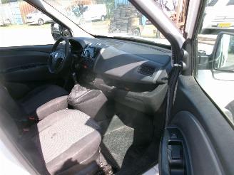 Fiat Doblo 1248 CC - 55 KW Bestelwagen picture 17