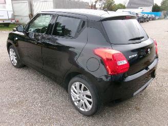 Suzuki Swift 1.2 Comfort Hybride picture 5