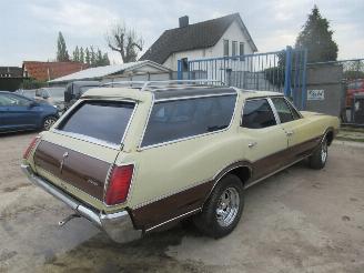 Oldsmobile Cutlass Vista Cruiser - Wagon V8 - Two Tone picture 3