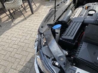 Volkswagen Tiguan 4Motion 1.4 TSi Sport&Style R-line Edition.pano/leer picture 29