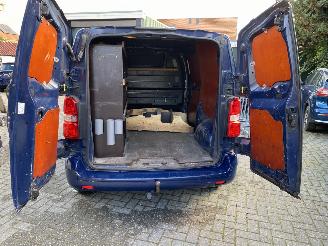 Citroën Jumpy 1.6 BlueHDI 95 Club M WB 328cm 3 Zits picture 35