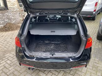 BMW 3-serie 330d xDrive High Executive Touring Pano picture 36