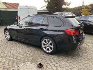 BMW 3-serie 330d xDrive High Executive Touring Pano picture 24