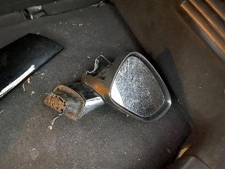 Citroën DS3 e-HDI 1.6 So Chic picture 15