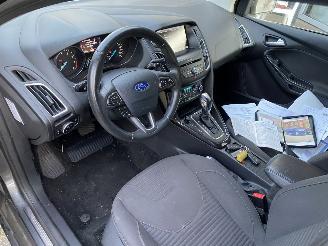 Ford Focus Auto is gereserveerd 1.5 Automaat Kombi motor probleem picture 20