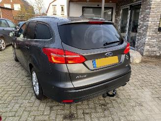 Ford Focus Auto is gereserveerd 1.5 Automaat Kombi motor probleem picture 43