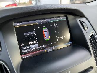 Ford Focus Auto is gereserveerd 1.5 Automaat Kombi motor probleem picture 48