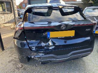 MG MG4 150KW Luxury 64 KWh picture 10