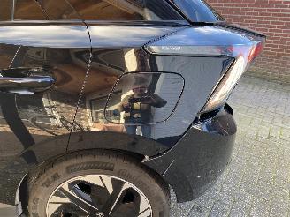 MG MG4 150KW Luxury 64 KWh picture 19