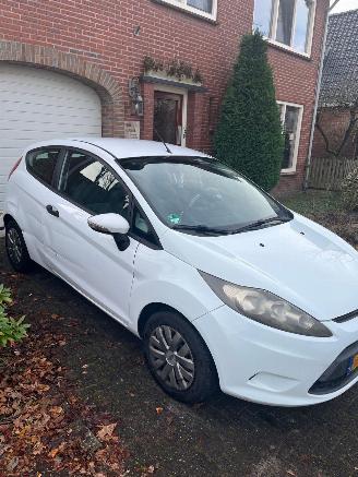 Ford Fiesta 1.25 Limited 3drs picture 2