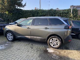 Peugeot 5008 Auto is Gereserveerd 7 Persoons 1.2 PureTech Blue Lease Executive WOK picture 60