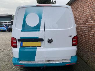 Volkswagen Transporter 2.0 TDi L2H1 Trentline 75KW 77DKM picture 37