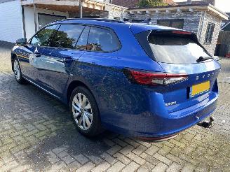 krockskadad bil auto Skoda Superb Mild Hybrid 1.5 TSi MHEV Business Edition Automaat Kombi 2025/6