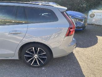Volvo V-60 2.0 B4 Plus Bright Mild Hybrid picture 13