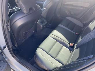 Volvo V-60 2.0 B4 Plus Bright Mild Hybrid VASTE PRIJS picture 33