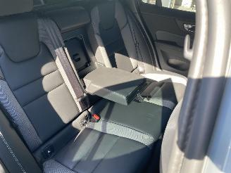 Volvo V-60 2.0 B4 Plus Bright Mild Hybrid VASTE PRIJS picture 18