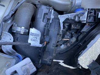 Peugeot Partner 1.5 BlueHDi 100 S&S L1 picture 24