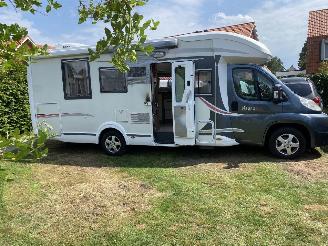 uszkodzony kampingi Challenger  Challeger Mageo 118EB/119 Queensbed en hefbed 2014/1
