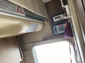 Challenger  Challeger Mageo 118EB/119 Queensbed en hefbed picture 39