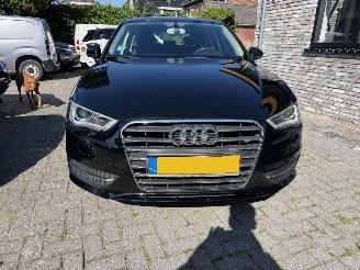 Vaurioauto  passenger cars Audi A3 Automaat SPORTBACK 1.2 TFSI Attraction 5drs 2014/4