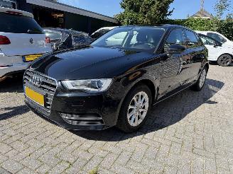 Audi A3 Automaat SPORTBACK 1.2 TFSI Attraction 5drs picture 3