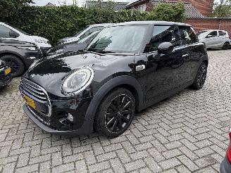 skadebil auto Mini Cooper Automaat 1.5 Chilli/Mary-Lebone Vaste Prijs alleen zakelijke verkoop. 2016/9