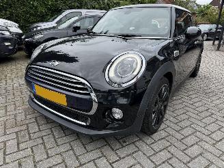 Mini Cooper Automaat 1.5 Chilli/Mary-Lebone Vaste prijs picture 7