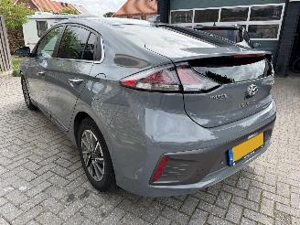 Hyundai Ioniq Premium EV 38 KWh picture 4