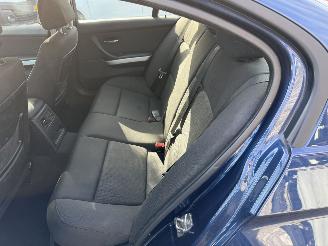 BMW 3-serie 318D Sedan picture 23
