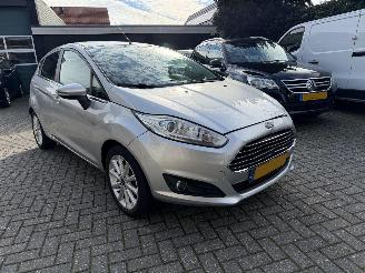 skadebil auto Ford Fiesta 1.0 EcoBoost Titanium bron finnik 2016/4