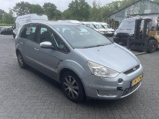 Ford S-Max 2.5 Turbo / 7 persoons picture 7