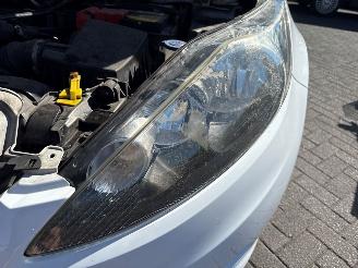 Ford Fiesta 1.25 16V Hatchback  Benzine 1.242cc 44kW (60pk) FWD picture 24