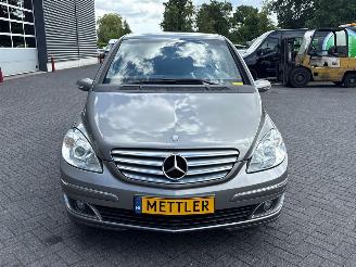 Mercedes B-klasse 2.0 B-200 CDI 16V Hatchback  Diesel 1.991cc 103kW (140pk) FWD picture 8