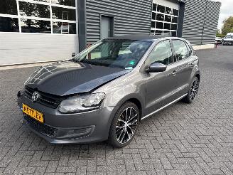 krockskadad bil auto Volkswagen Polo 1.2 12V BlueMotion Technology Hatchback  Benzine 2009/12