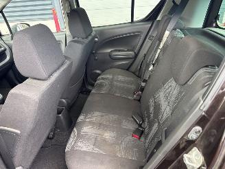 Opel Agila 1.0 12V MPV  Benzine 996cc 50kW (68pk) FWD picture 16