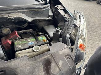 Opel Agila 1.0 12V MPV  Benzine 996cc 50kW (68pk) FWD picture 12