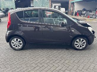 Opel Agila 1.0 12V MPV  Benzine 996cc 50kW (68pk) FWD picture 7