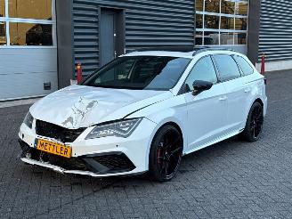 Schadeauto Seat Leon ST 2.0 TSI Cupra 300 16V 4Drive Combi/o 4Dr Benzine 1.984cc 221kW (300pk) 4x4 2018/8