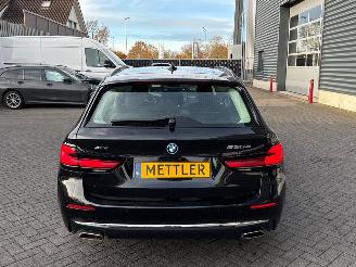 BMW 5-serie 530e xDrive 2.0 Turbo 16V Combi/o  Elektrisch Benzine 1.998cc 215kW (292pk) 4x4 picture 4