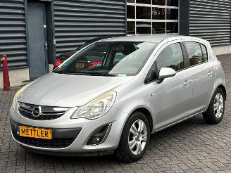 Schadeauto Opel Corsa 1.2 16V Hatchback  Benzine 1.229cc 63kW (86pk) FWD 2011/5