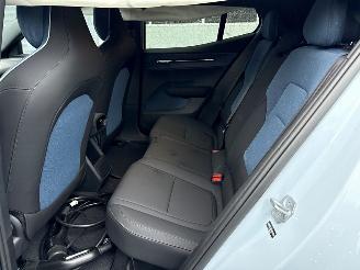 Volvo EX30 Single Motor Extended Range 69 kWh SUV  Elektrisch  200kW (272pk) RWD picture 9