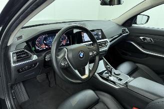 BMW 3-serie 330i 2.0 TwinPower Turbo 16V Sedan 4Dr Benzine 1.998cc 190kW (258pk) RWD 2018-11 (5R10; 5R11; 5R12; 5R13; 5R18) B48B20B; B46B20B picture 31