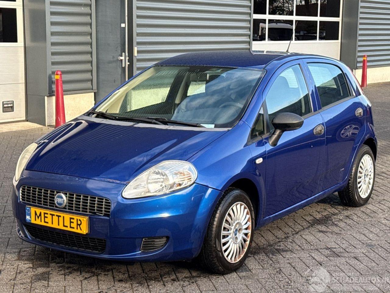 Fiat Grande Punto 1.4 Hatchback  Benzine 1.368cc 57kW (77pk) FWD